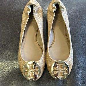 Tory Burch Reva flats in tan size 5m